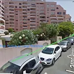 King's House エリセイラ