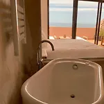 King's House アパート