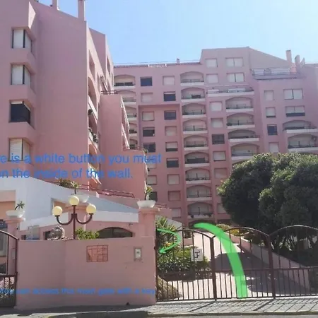 Apartamento King's House *