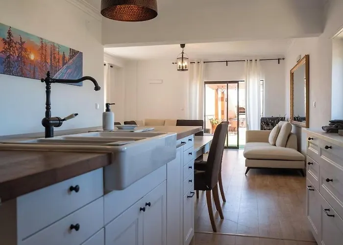King's House Ericeira